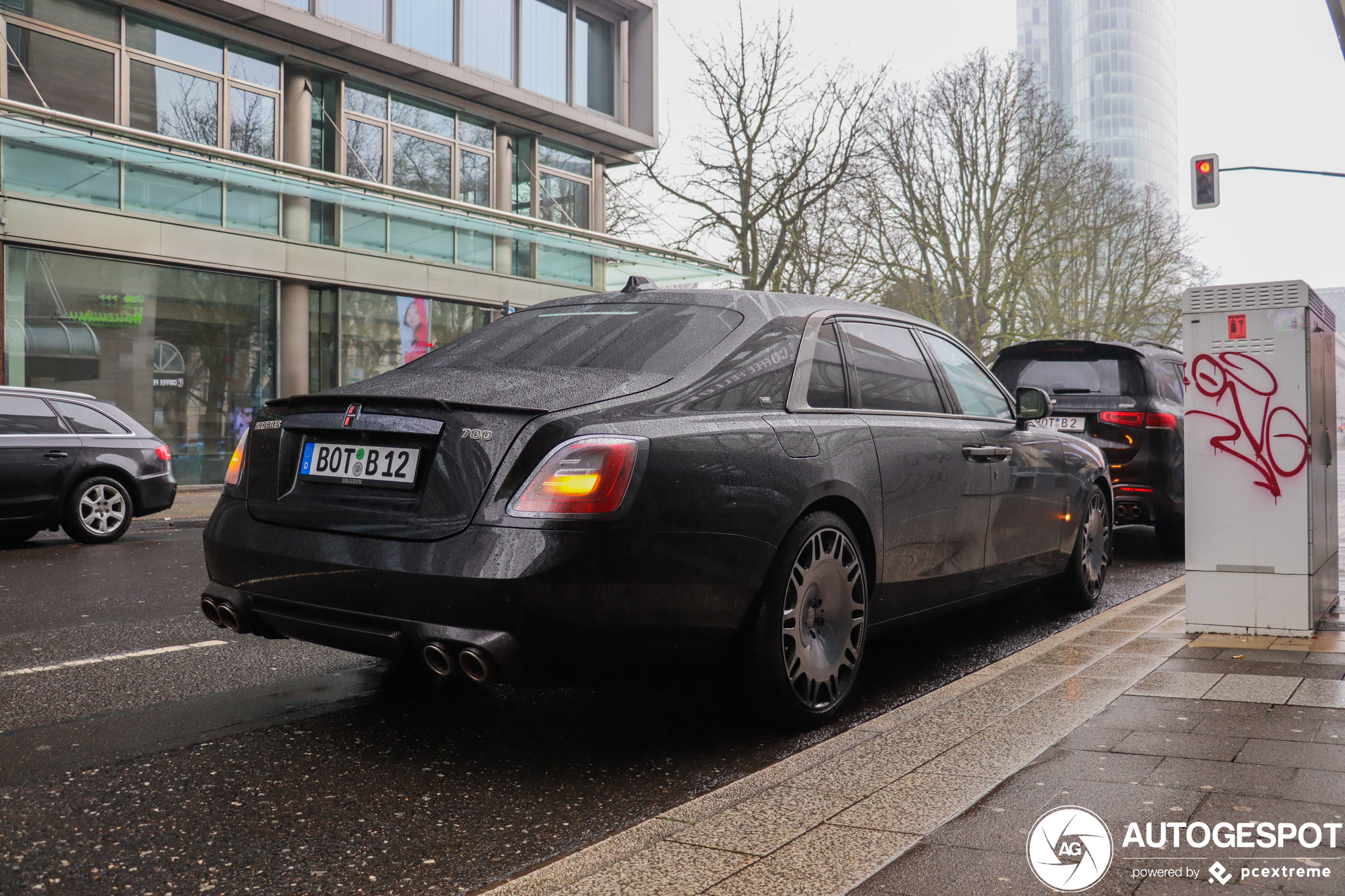 Rolls-Royce Brabus 700 Ghost EWB