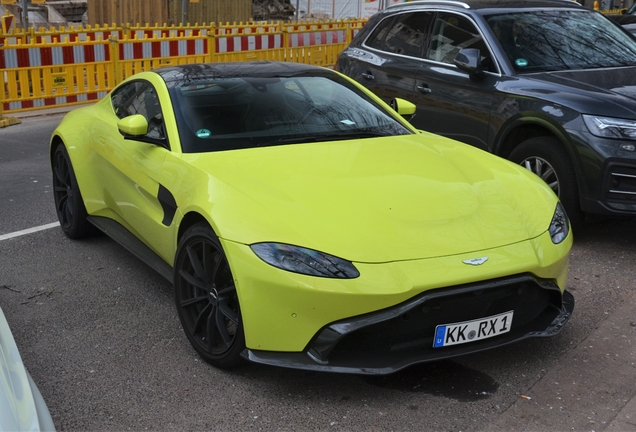 Aston Martin V8 Vantage 2018