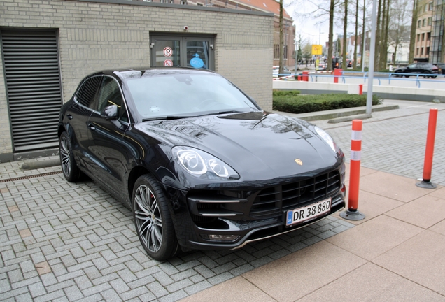 Porsche 95B Macan Turbo