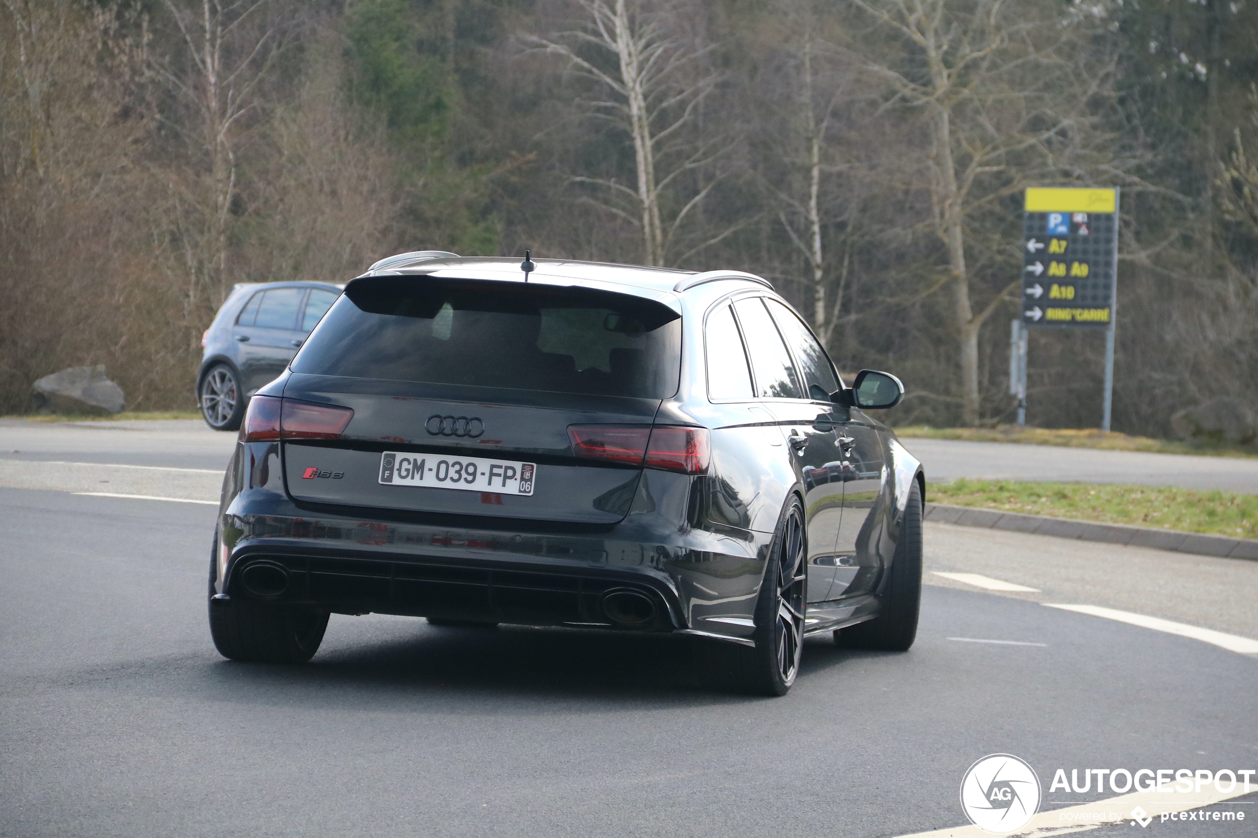 Audi RS6 Avant C7 2015