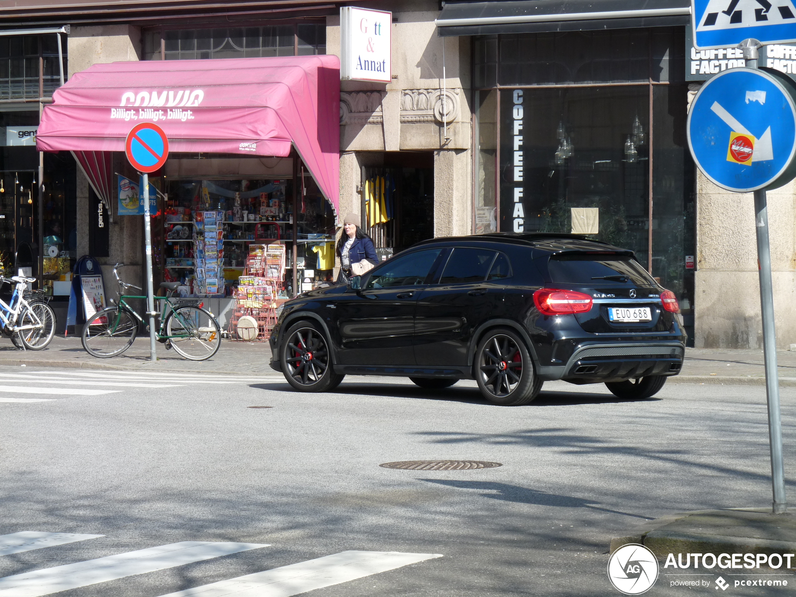 Mercedes-Benz GLA 45 AMG X156