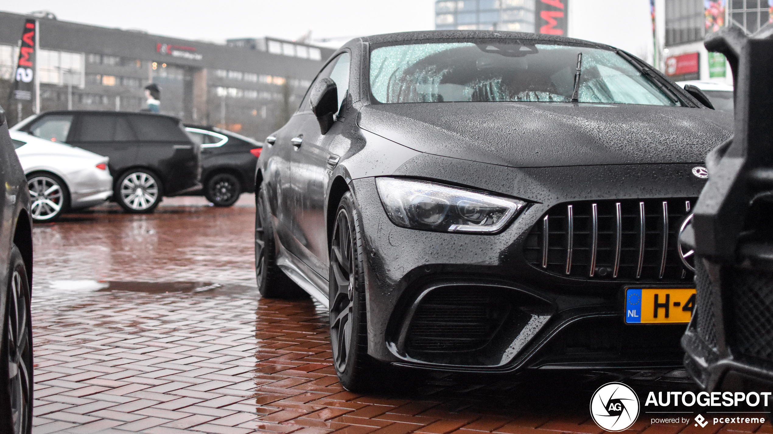 Mercedes-AMG GT 63 X290