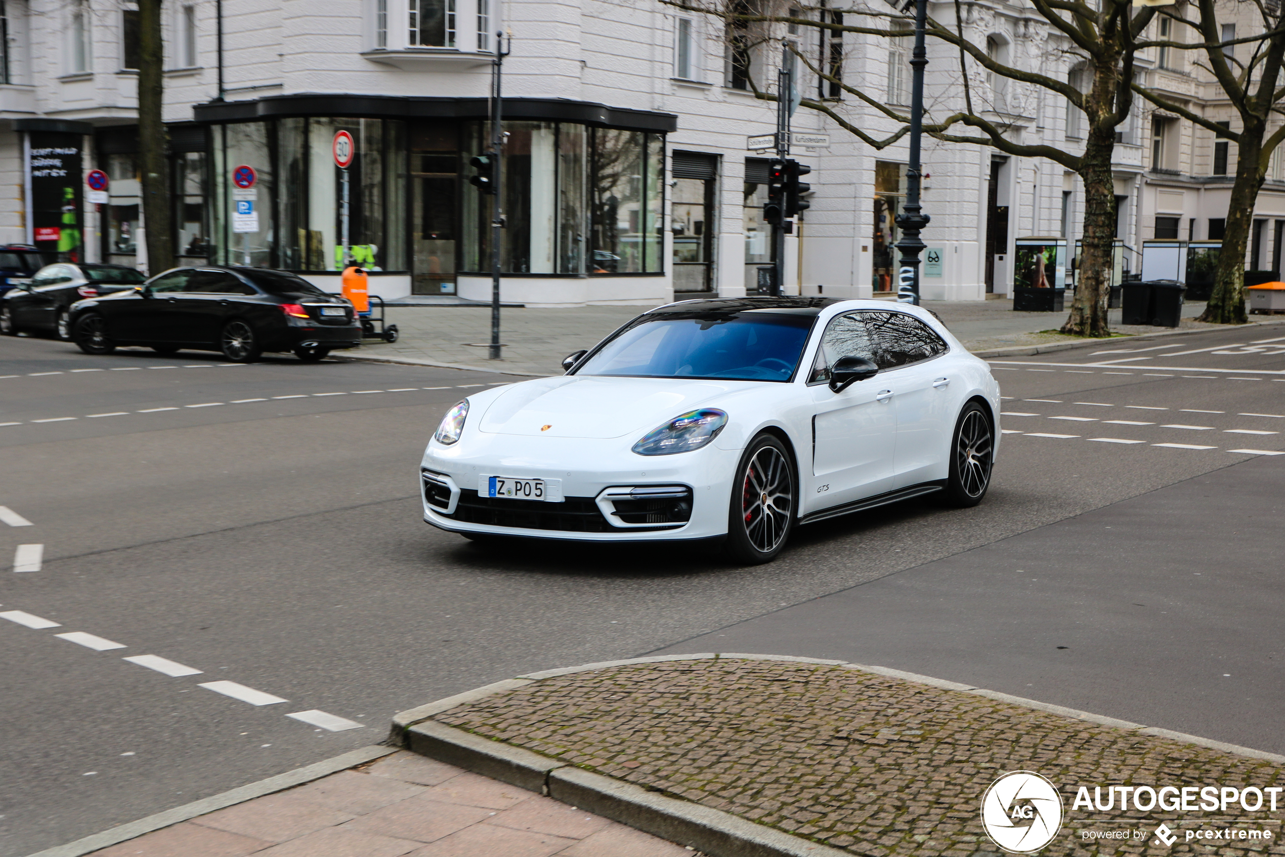 Porsche 971 Panamera GTS Sport Turismo MkII