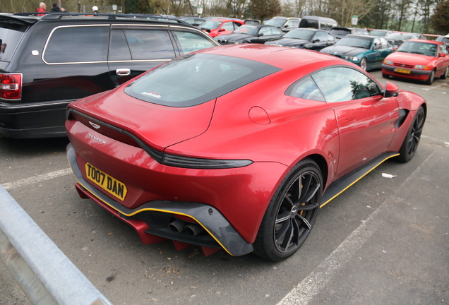 Aston Martin V8 Vantage 2018