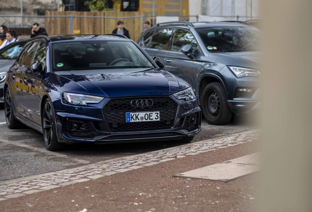 Audi RS4 Avant B9