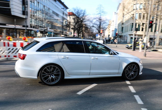 Audi RS6 Avant C7 2015