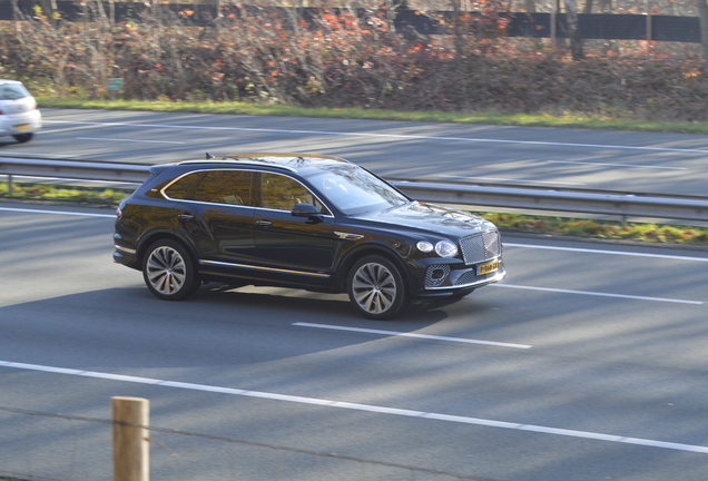 Bentley Bentayga Hybrid 2021 First Edition