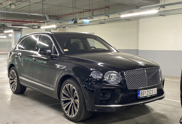 Bentley Bentayga V8 2021