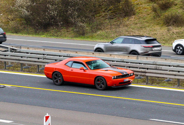 Dodge Challenger SRT-8