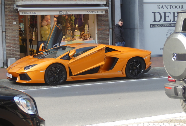 Lamborghini Aventador LP700-4