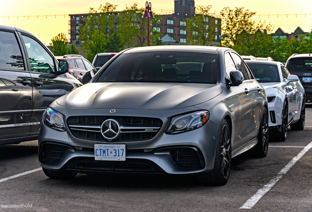 Mercedes-AMG E 63 S W213