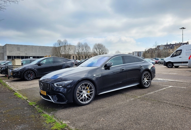 Mercedes-AMG GT 63 S X290