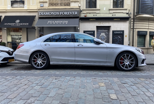 Mercedes-AMG S 63 V222