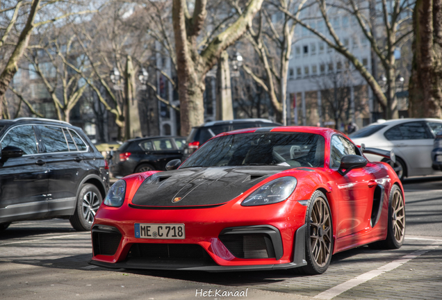 Porsche 718 Cayman GT4 RS Weissach Package