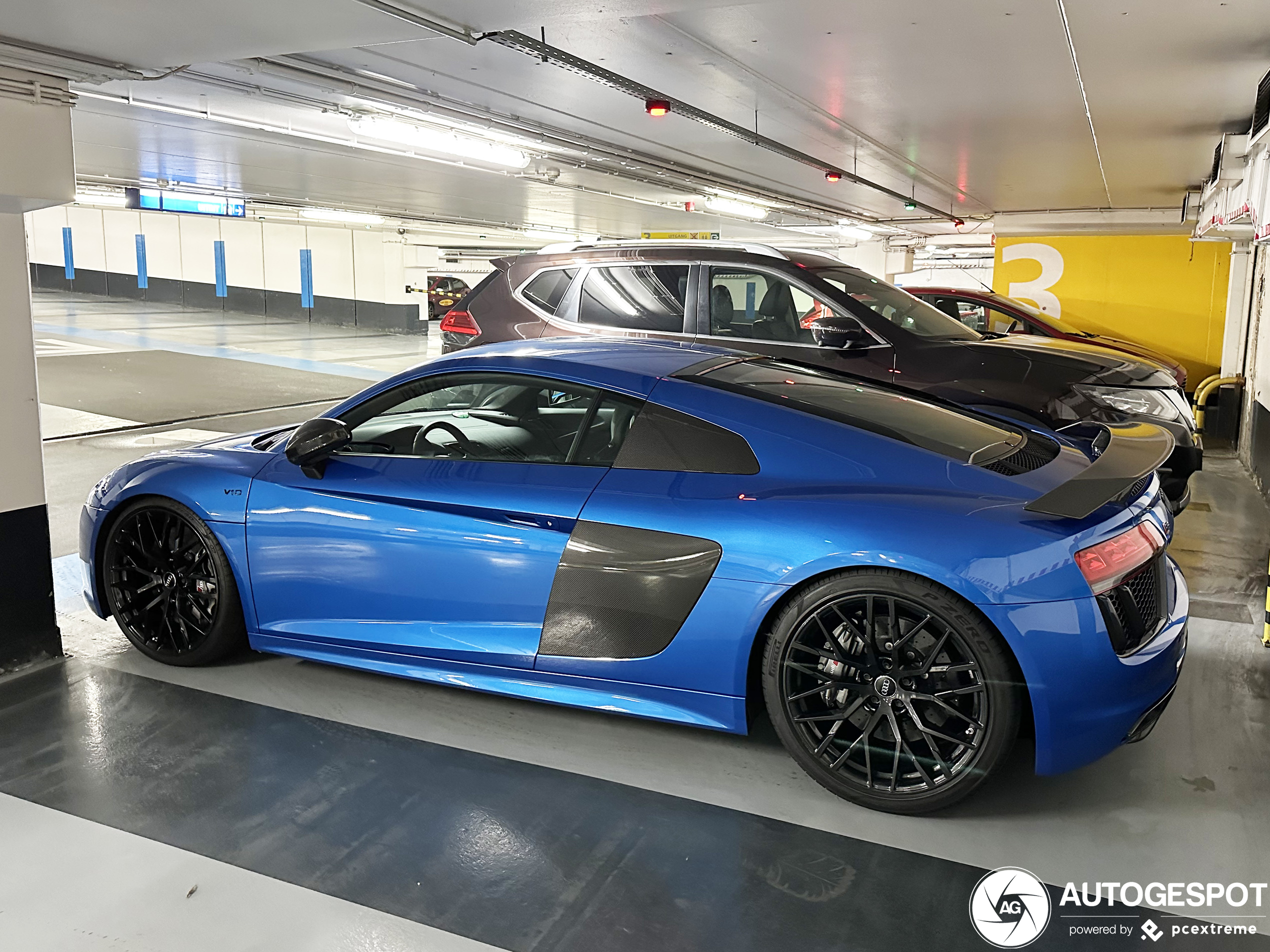 Audi R8 V10 Plus 2015