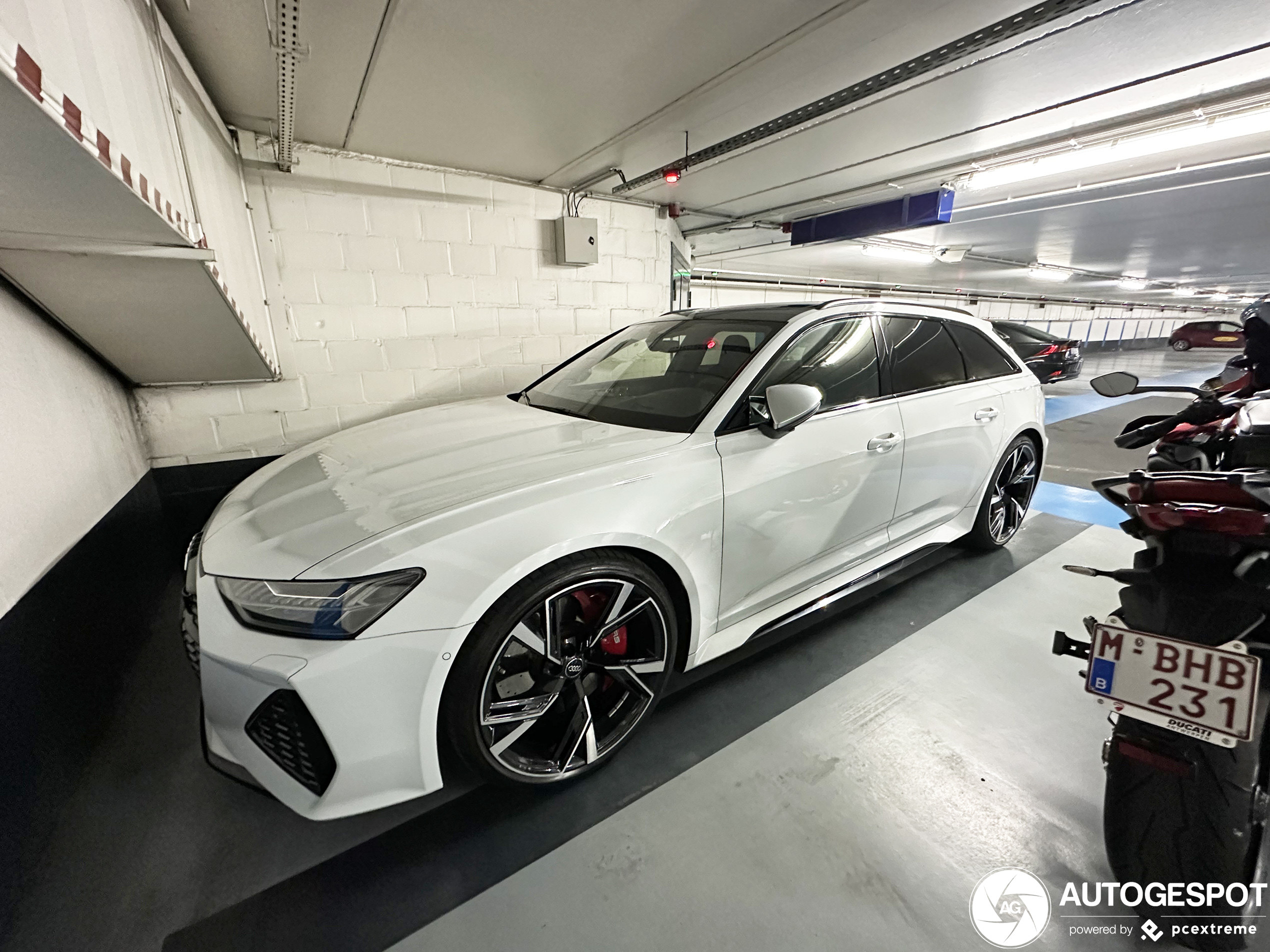 Audi RS6 Avant C8