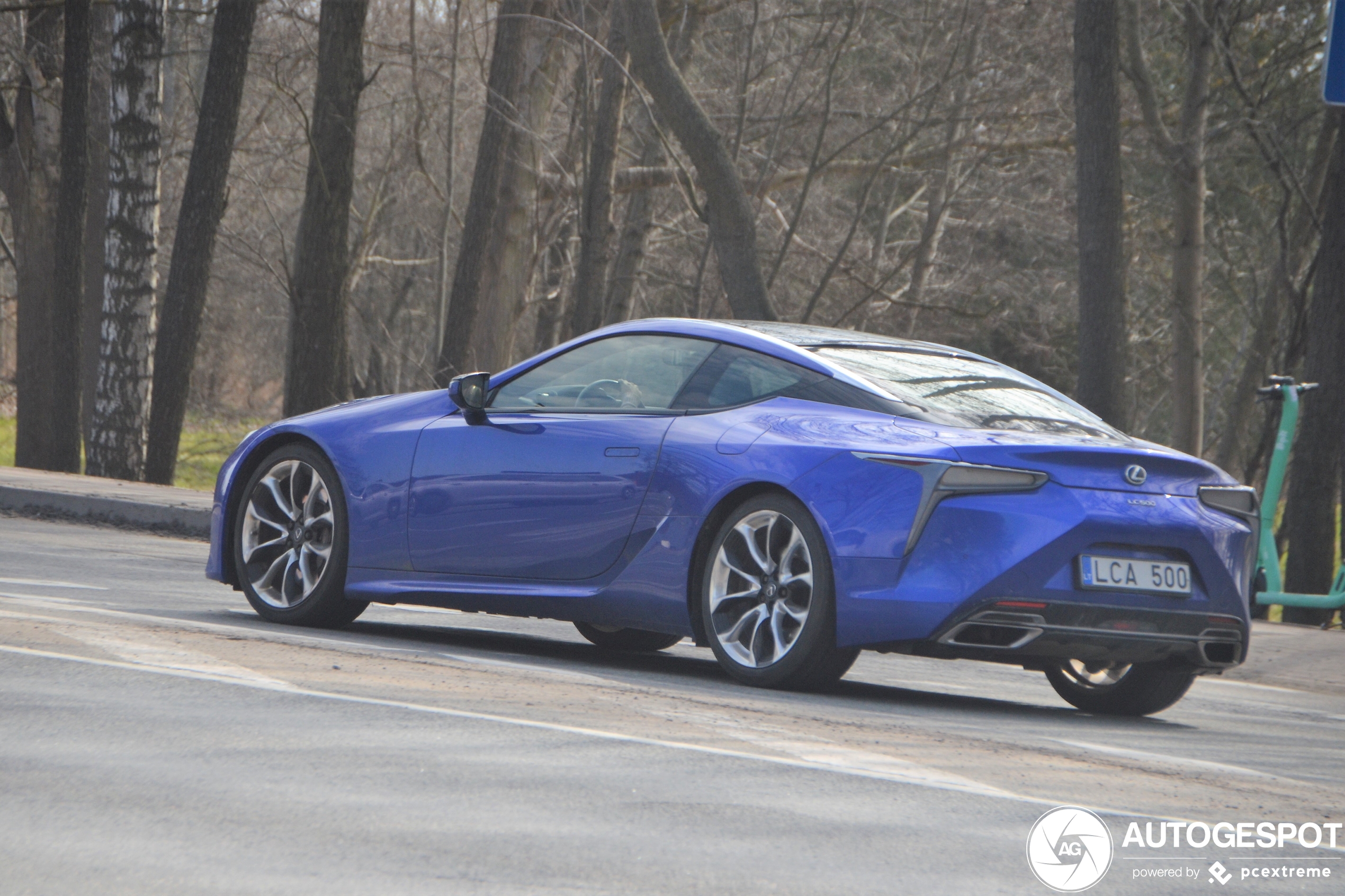 Lexus LC 500 Structural Blue Edition