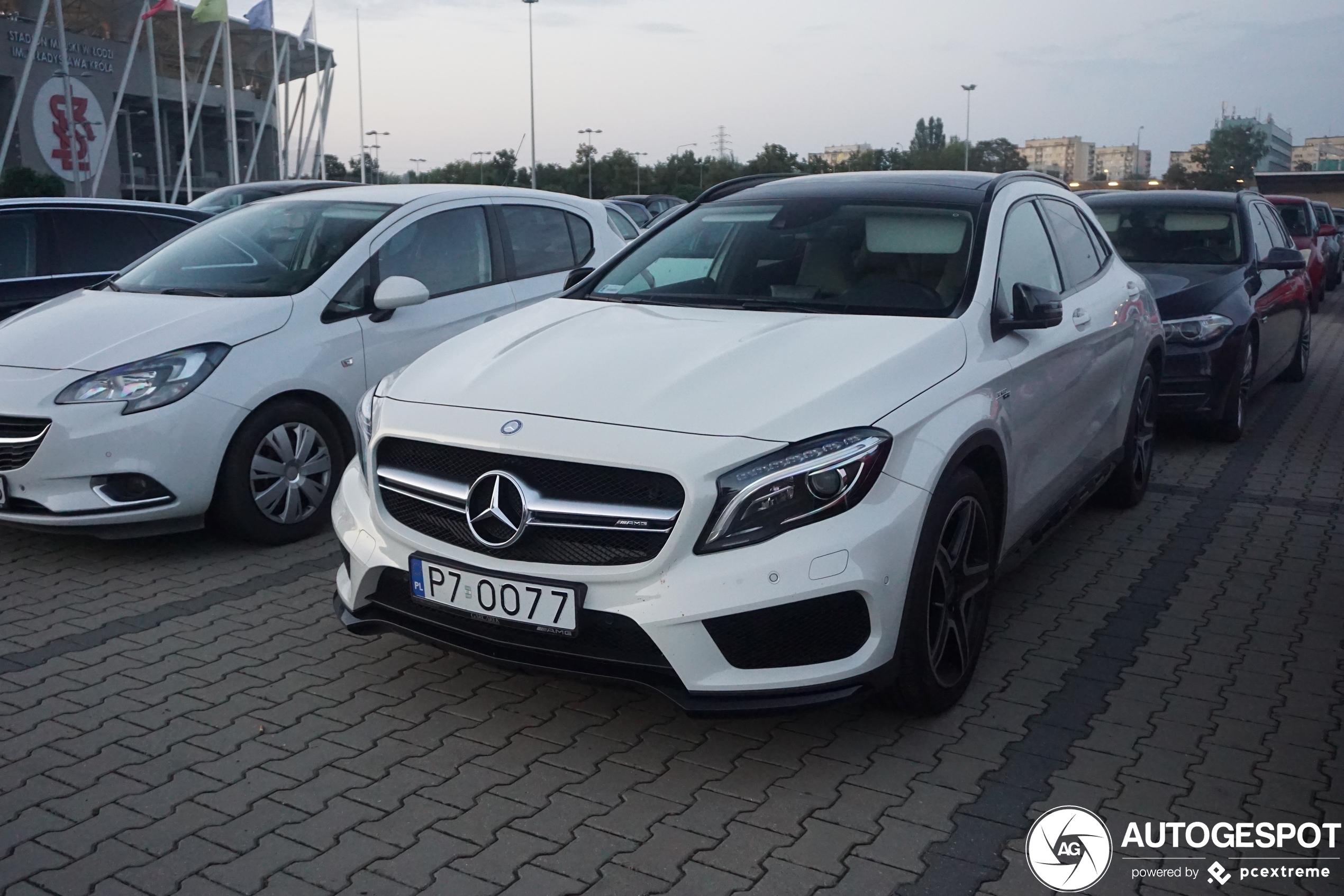 Mercedes-Benz GLA 45 AMG X156