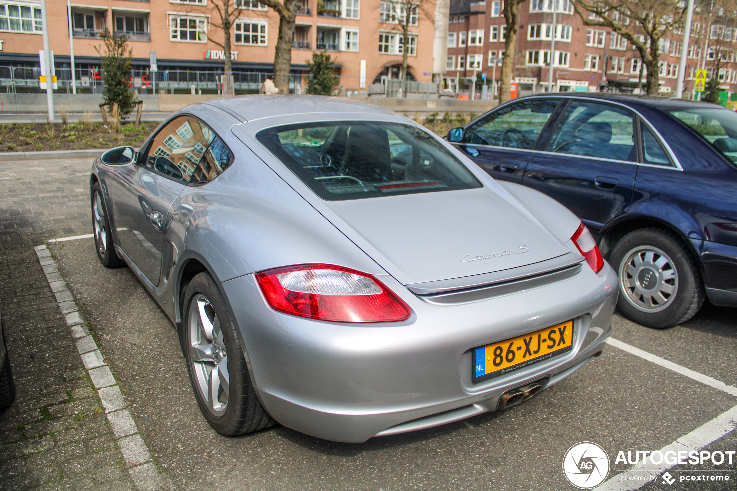 Porsche 987 Cayman S