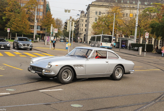 Ferrari 330 GT 2+2 Series II