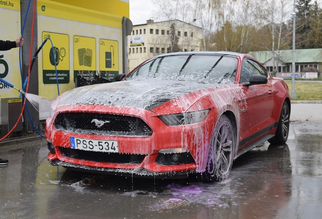 Ford Mustang GT 2015 STR Racing