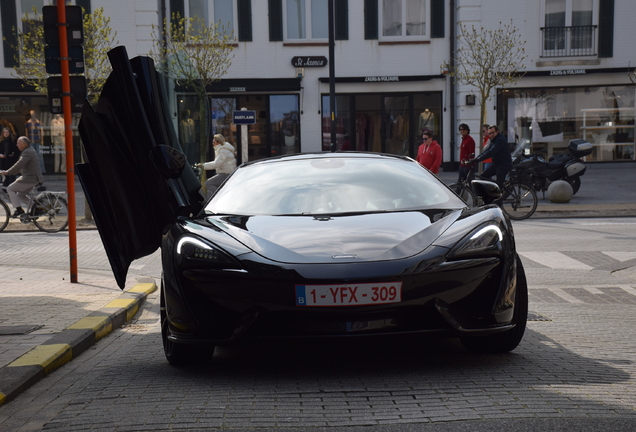 McLaren 570GT