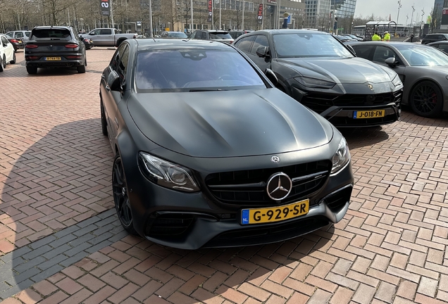 Mercedes-AMG E 63 S W213