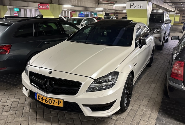 Mercedes-Benz CLS 63 AMG S X218 Shooting Brake