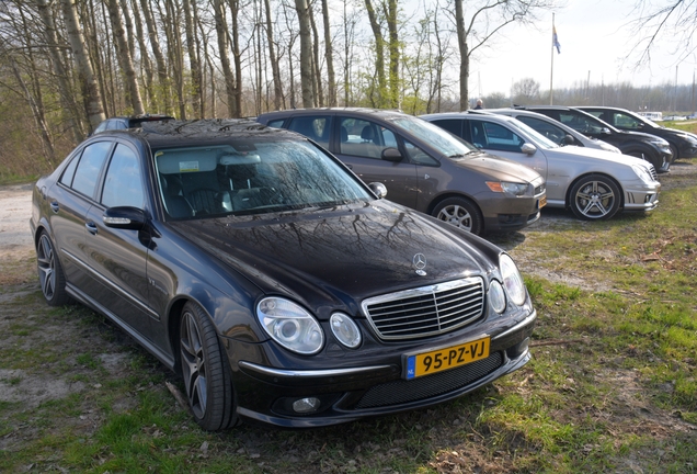 Mercedes-Benz E 55 AMG