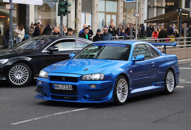 Nissan Skyline R34 GT-R