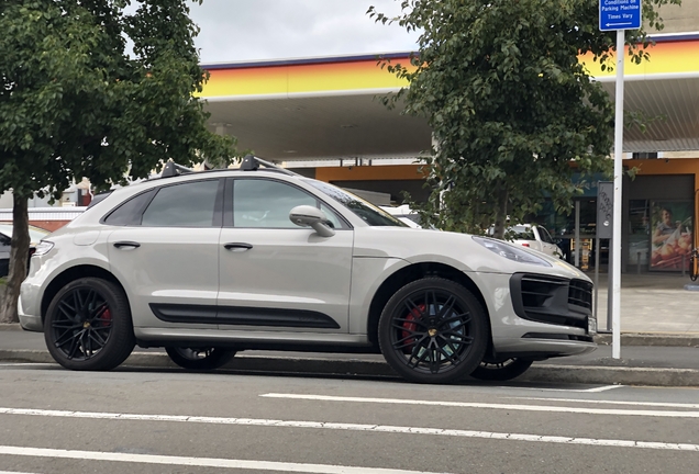 Porsche 95B Macan GTS MkIII