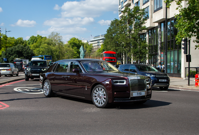 Rolls-Royce Phantom VIII EWB