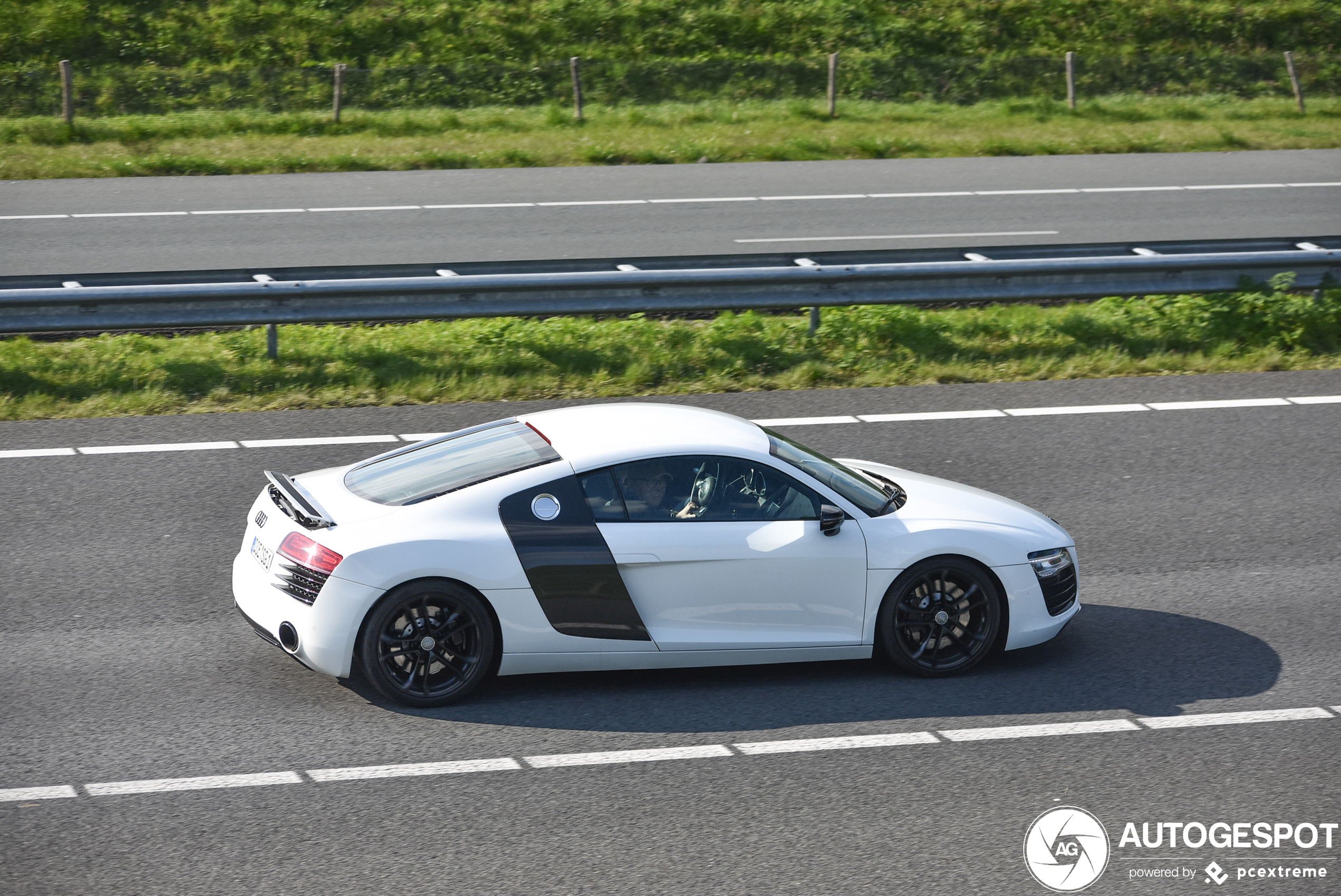 Audi R8 2013