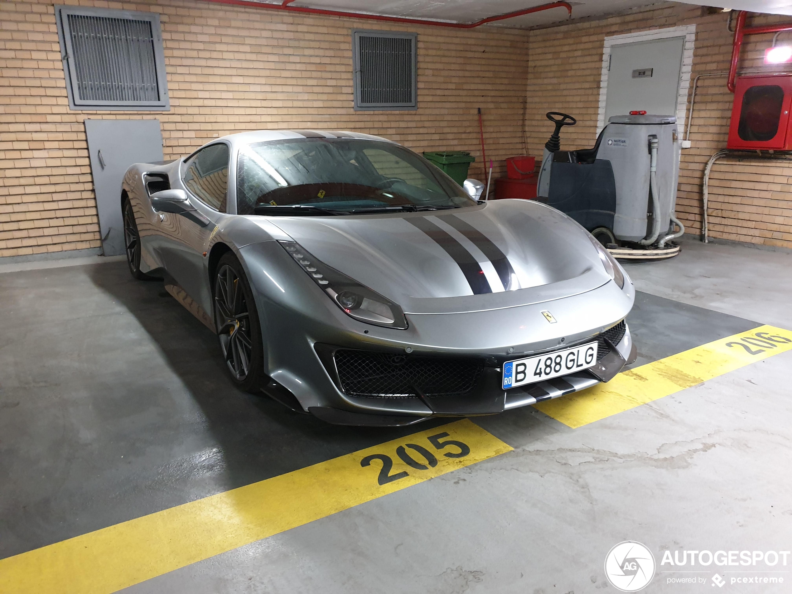 Ferrari 488 Pista