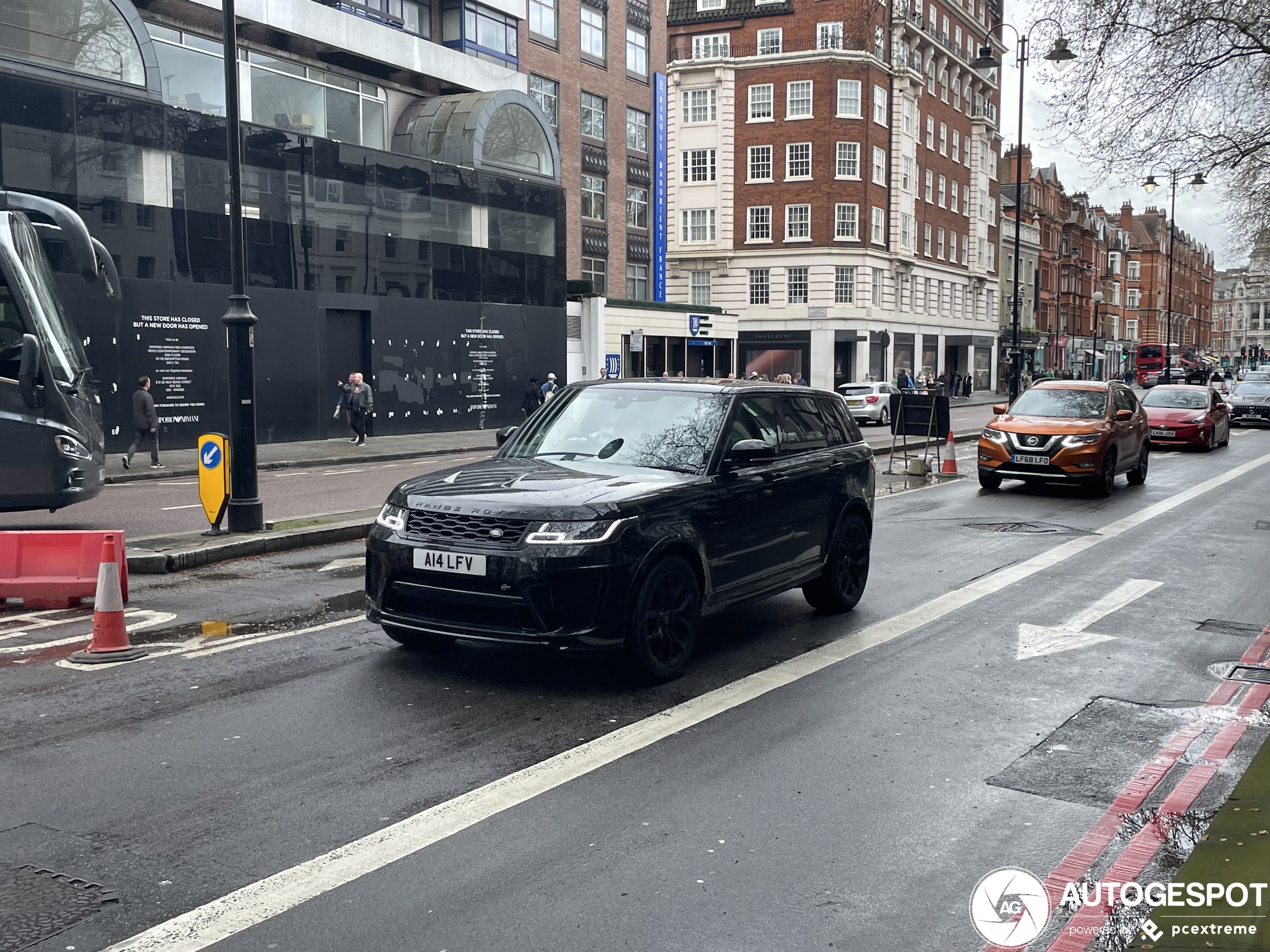 Land Rover Range Rover Sport SVR 2018