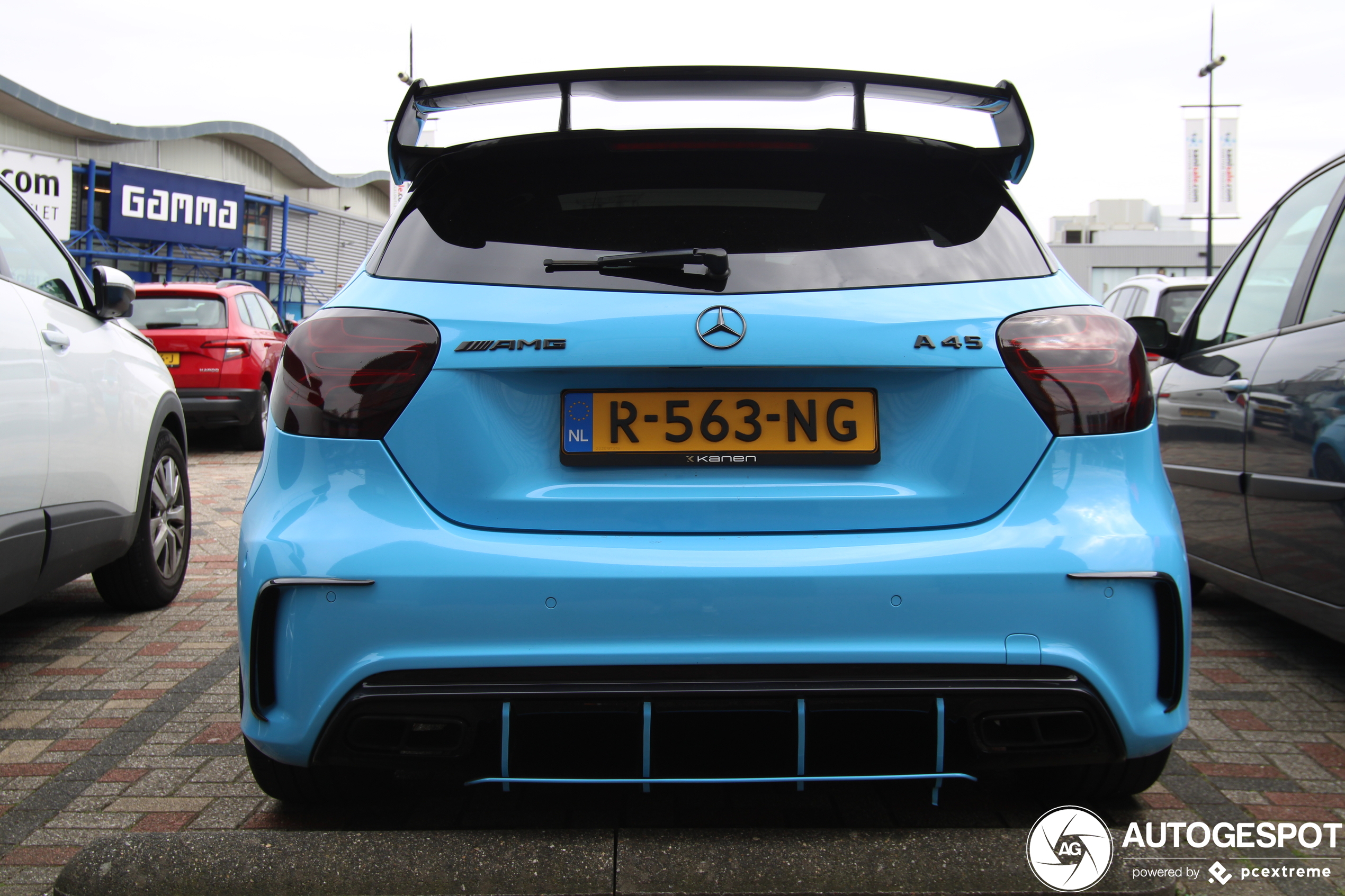 Mercedes-AMG A 45 W176 2015