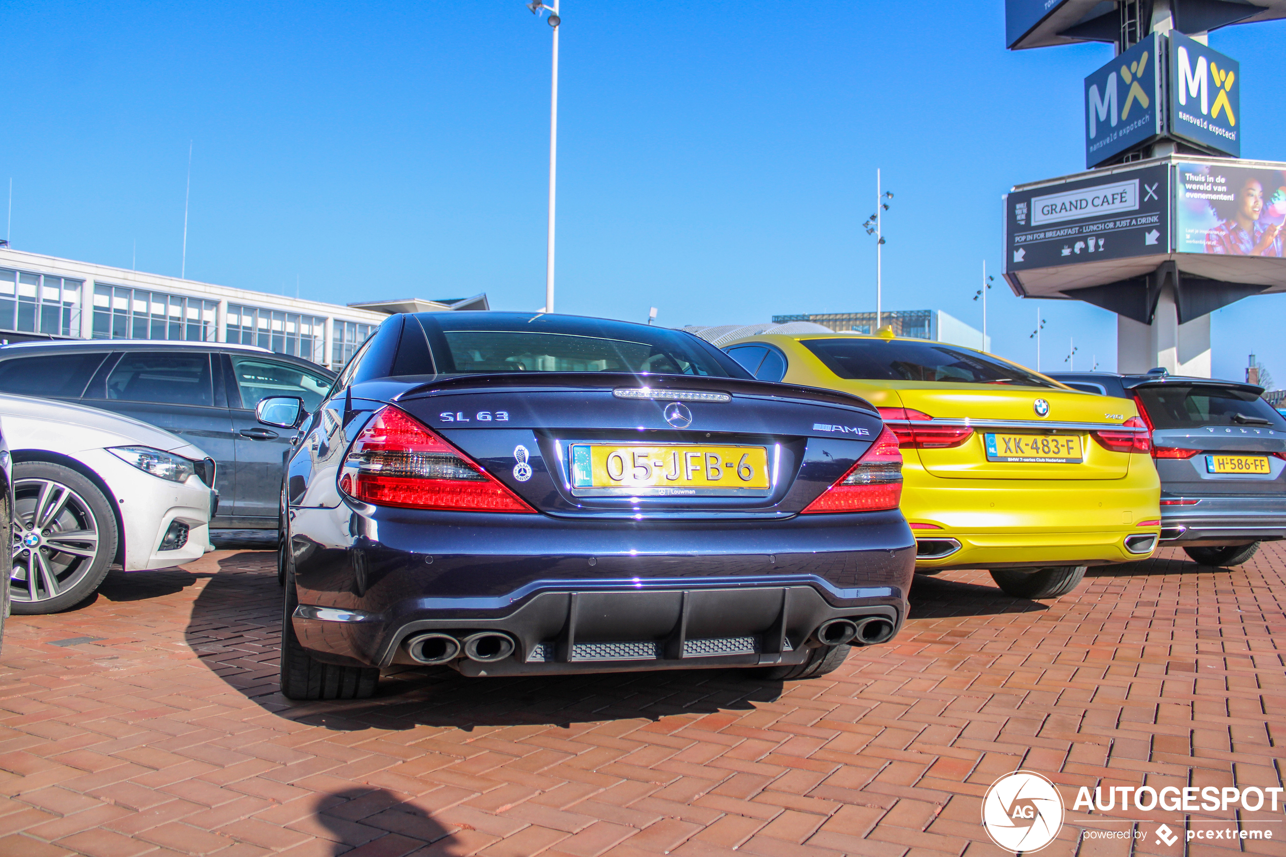 Mercedes-Benz SL 63 AMG