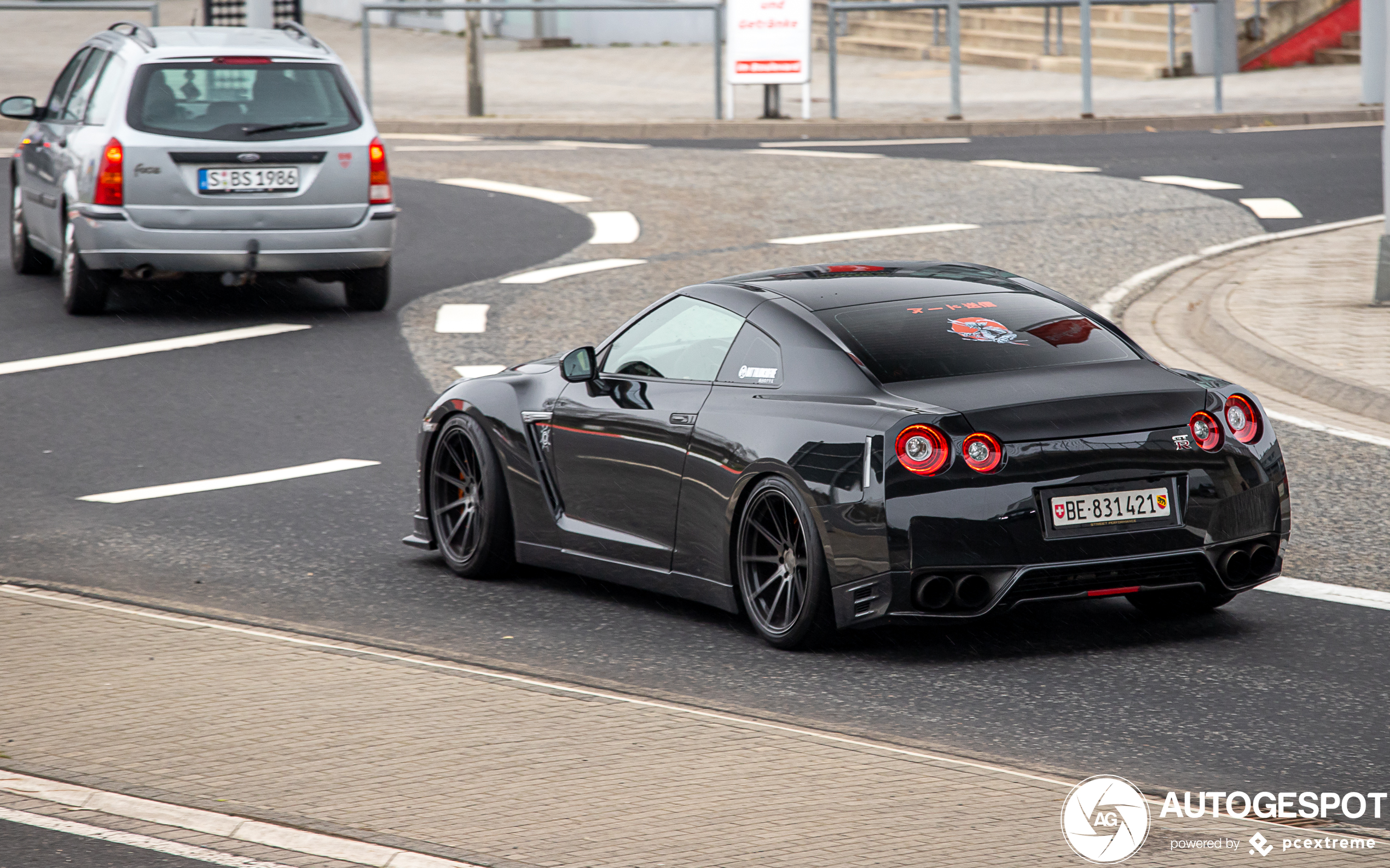 Nissan GT-R 2012