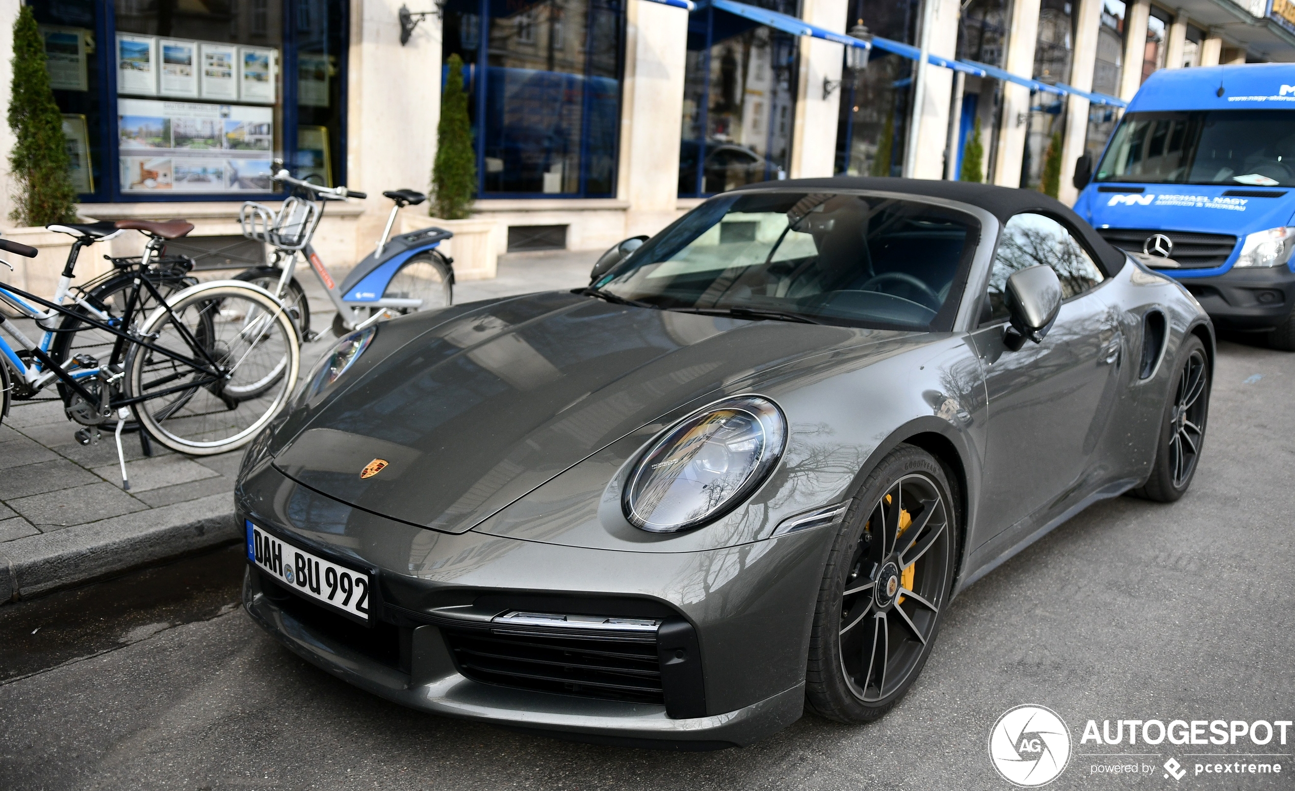 Porsche 992 Turbo S Cabriolet