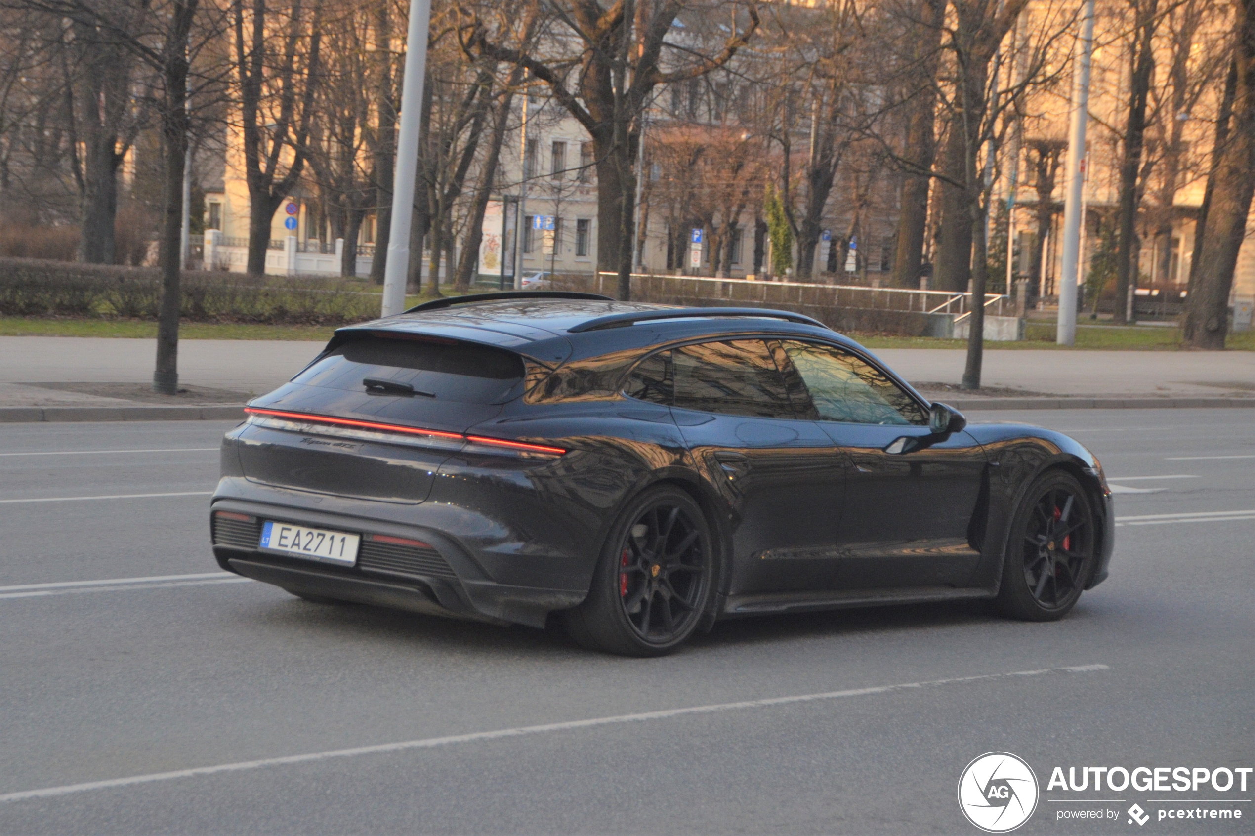 Porsche Taycan GTS Sport Turismo