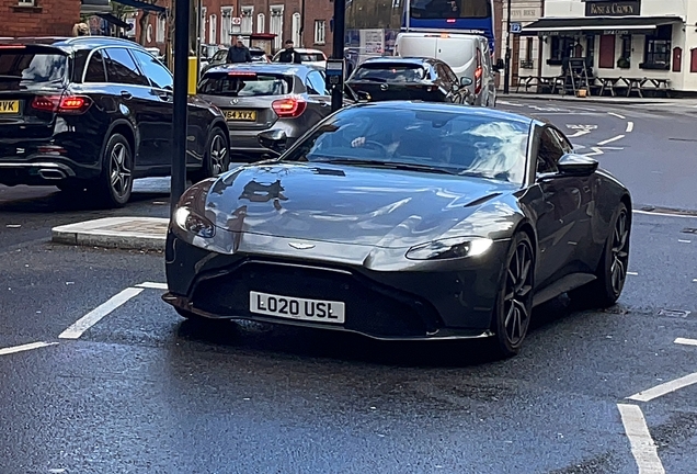 Aston Martin V8 Vantage 2018