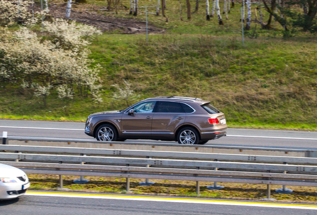 Bentley Bentayga V8