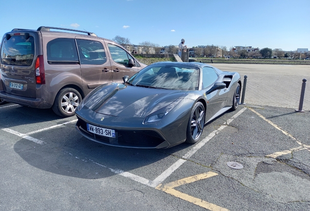 Ferrari 488 Spider