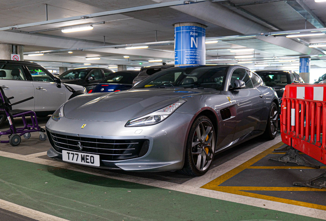 Ferrari GTC4Lusso