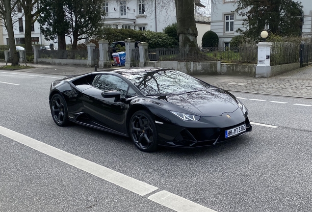 Lamborghini Huracán LP640-4 EVO