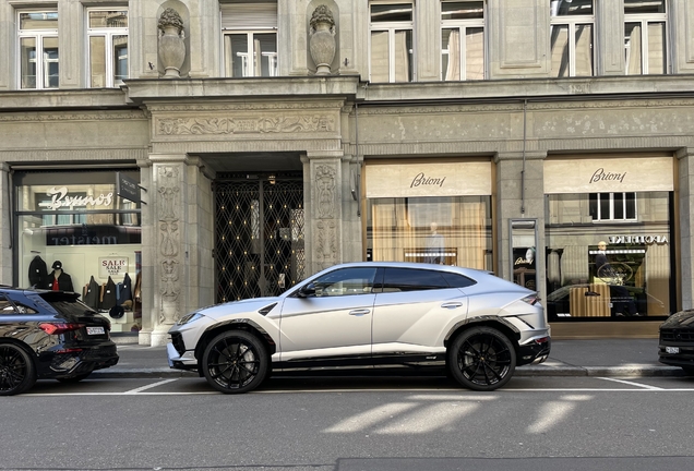 Lamborghini Urus S