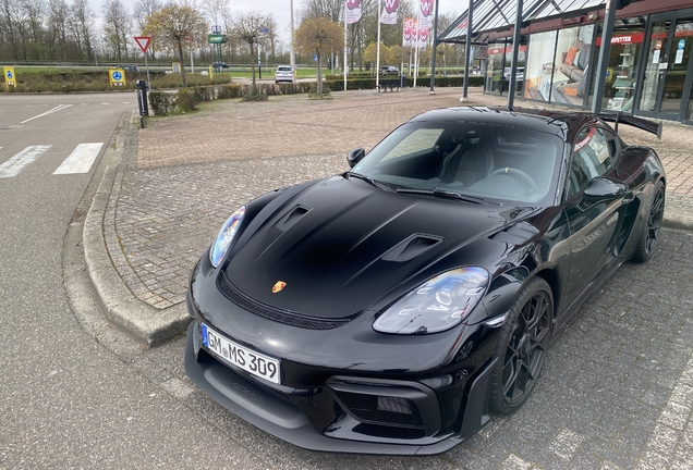 Porsche 718 Cayman GT4 RS