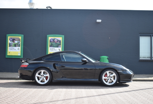 Porsche 996 Turbo