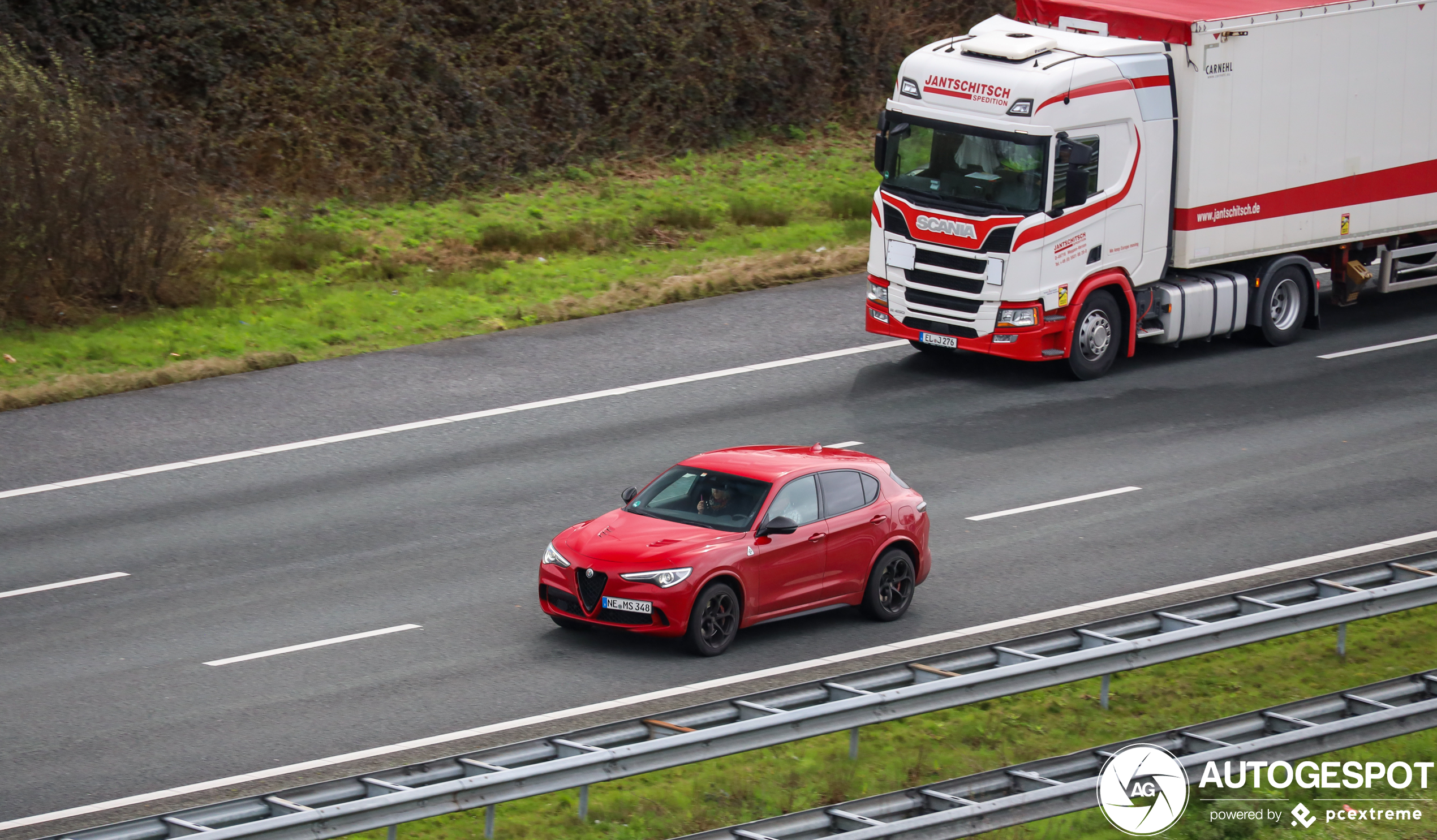 Alfa Romeo Stelvio Quadrifoglio 2020