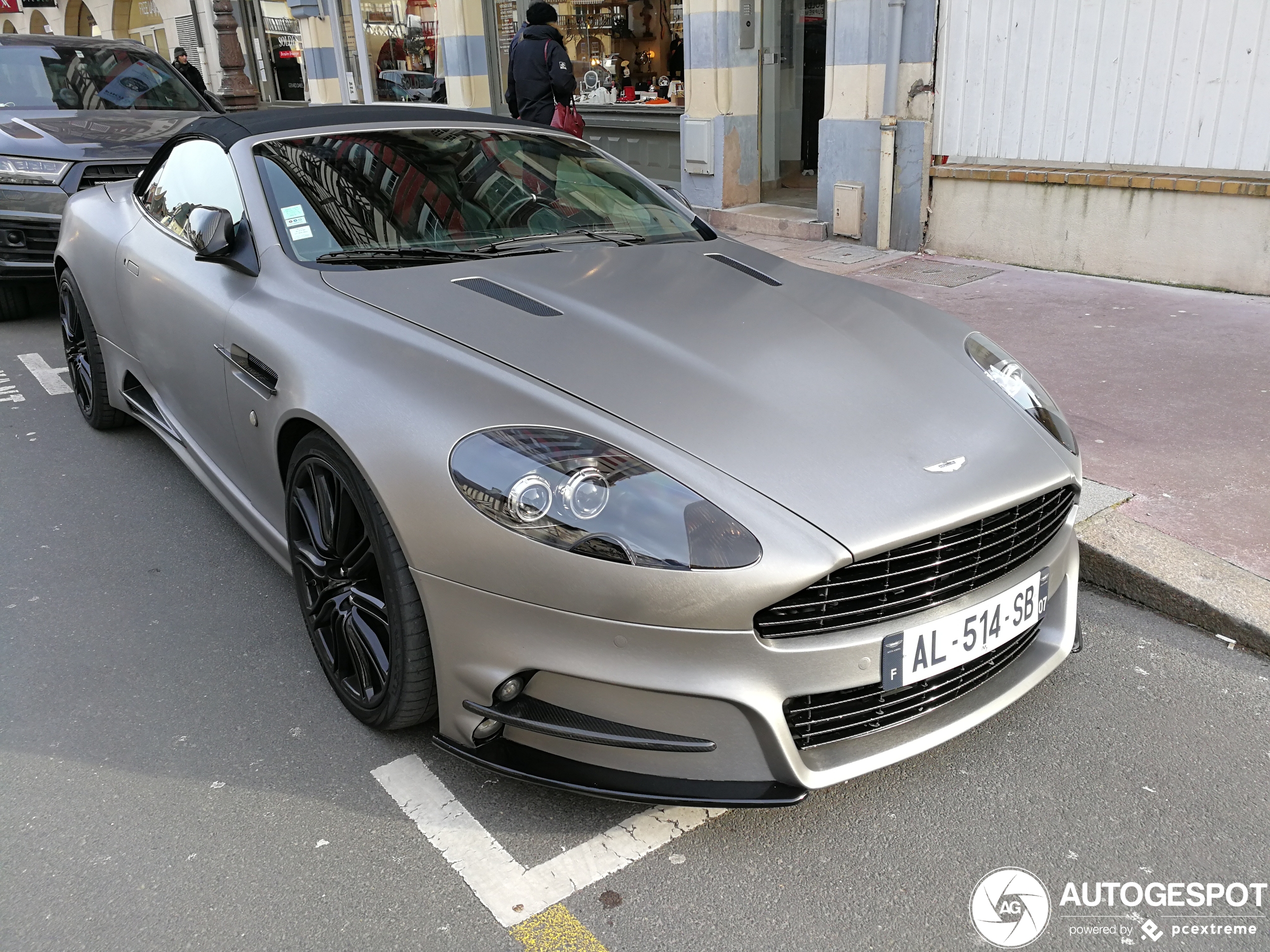 Aston Martin Mansory DB9 Volante